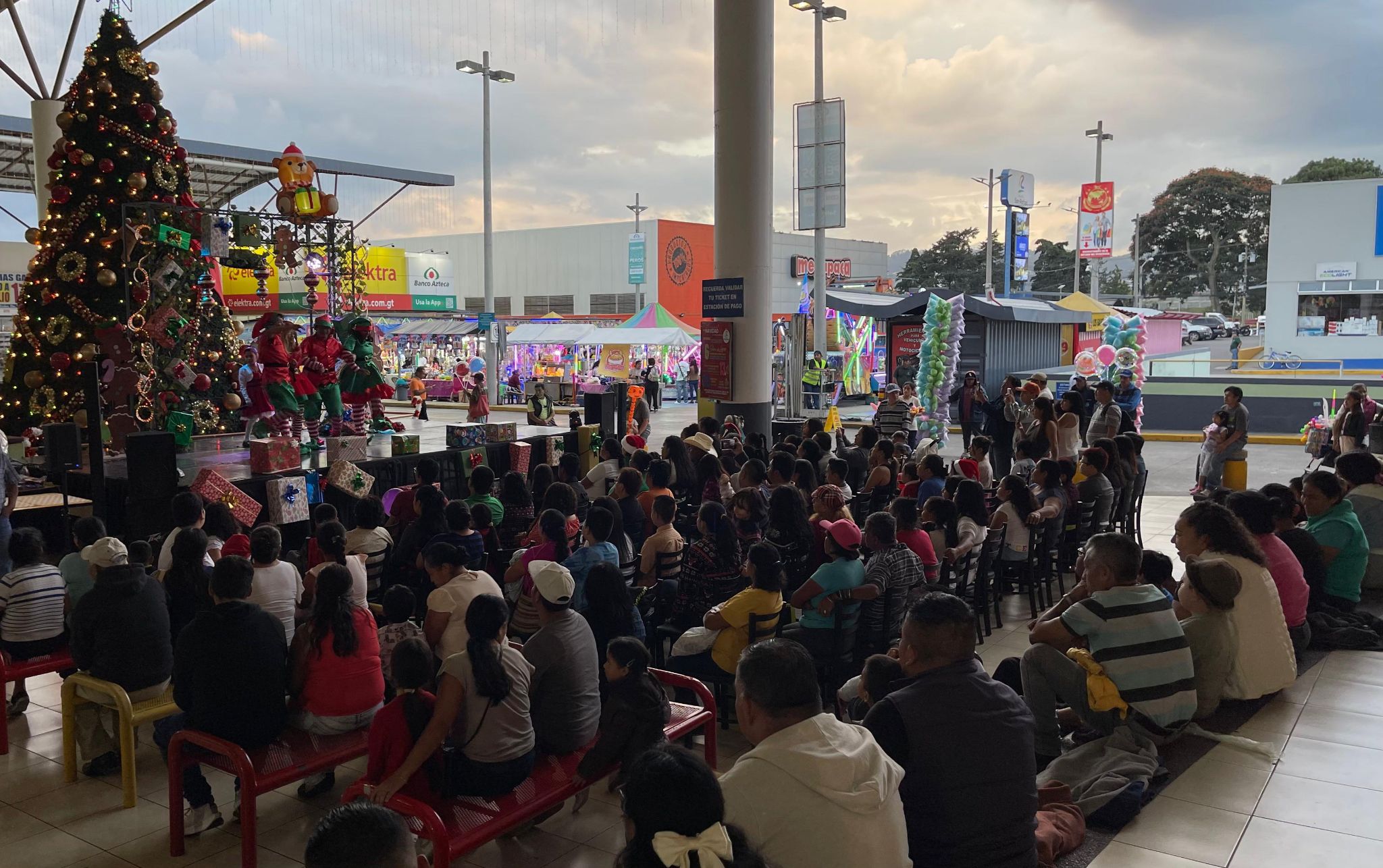 Plaza San Rafael - Centro Comercial Guatemala